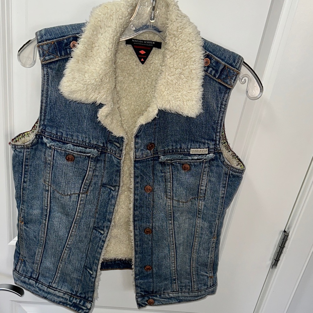 Scotch & Soda Blue Denim Vest with Cream Sherpa Lining